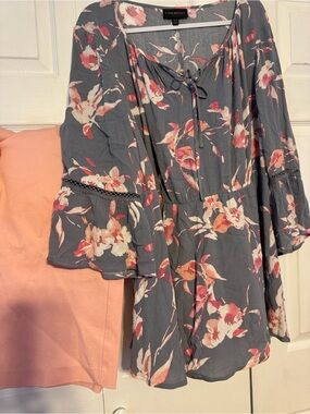 Lane Bryant Light Pink Cropped Straight Pants & Flowy Floral Top